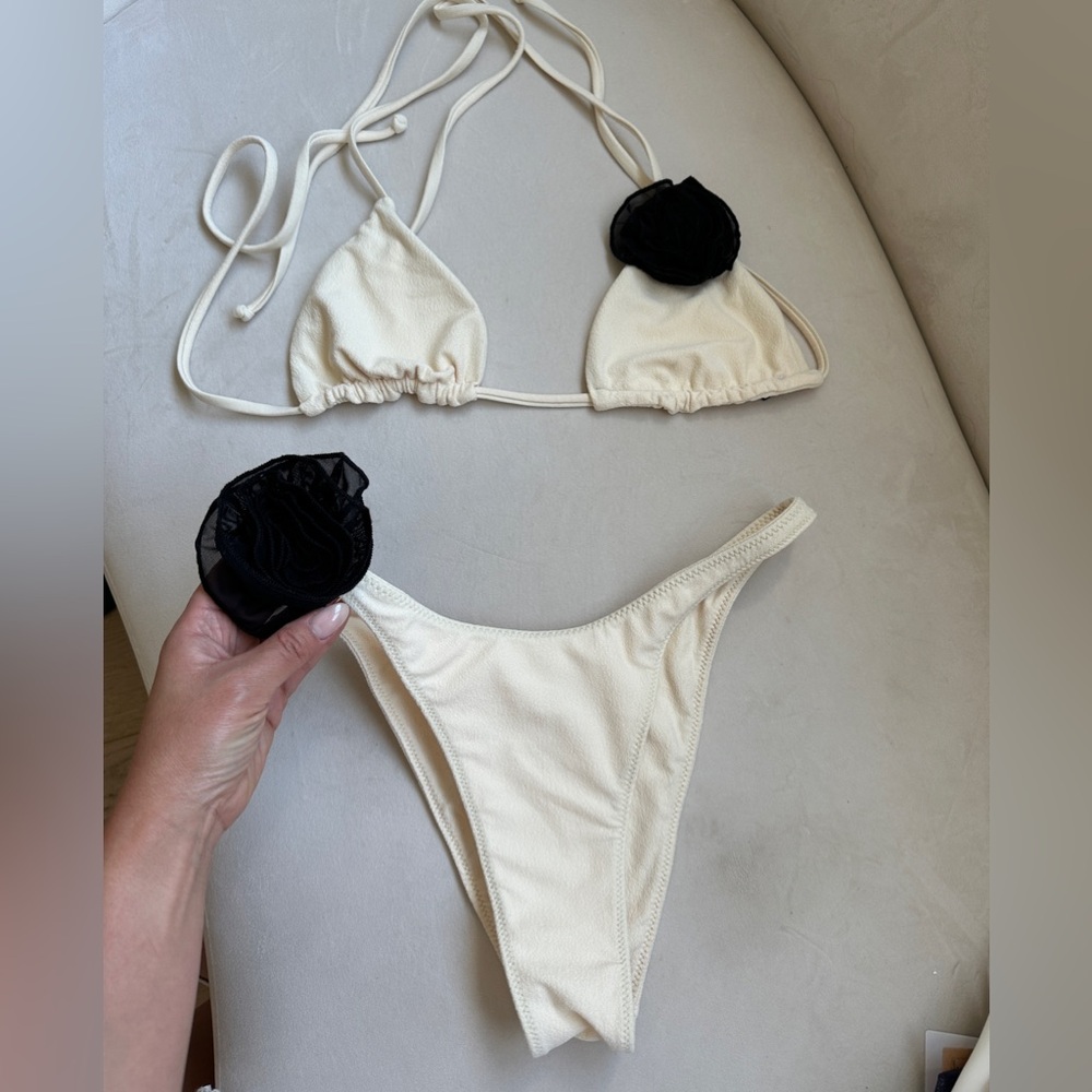 Rosette Bikini Set Same - image 2